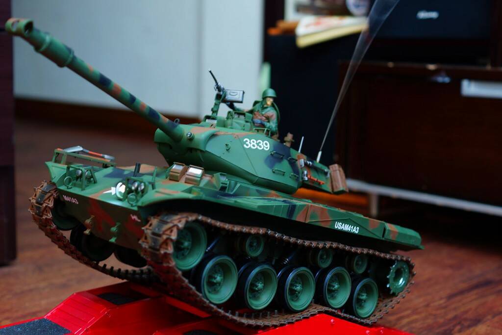 1:16 M41A3金屬版坦克(自行DIY迷彩塗裝)也來湊熱鬧一下