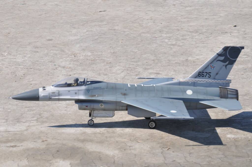 2013.12.01.F-16操演. 056_調整大小.jpg