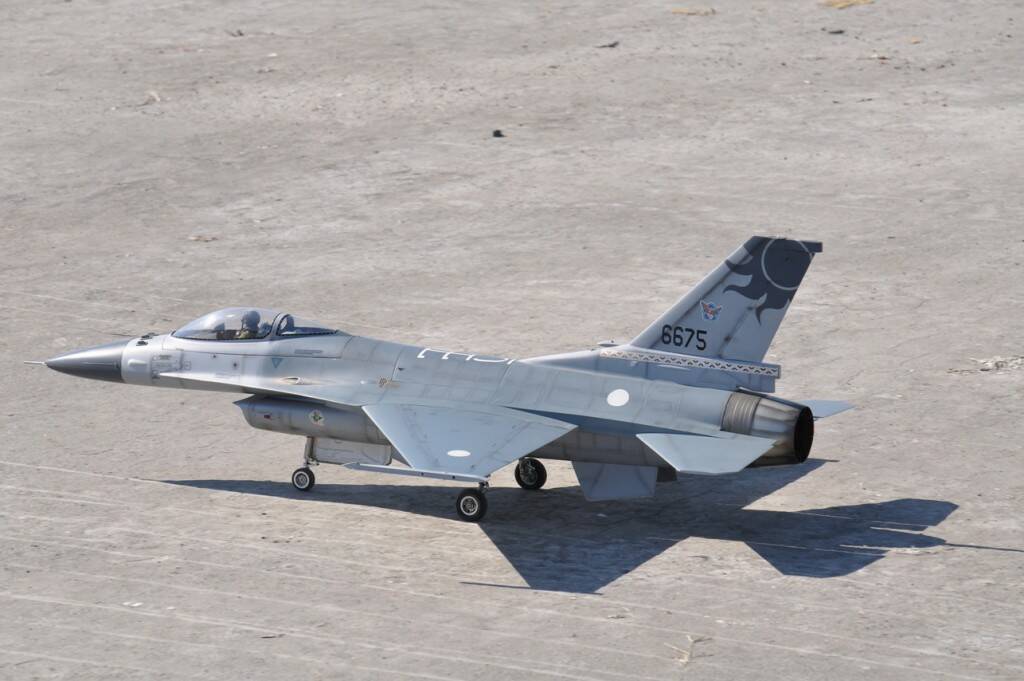 2013.12.01.F-16操演. 057_調整大小.jpg