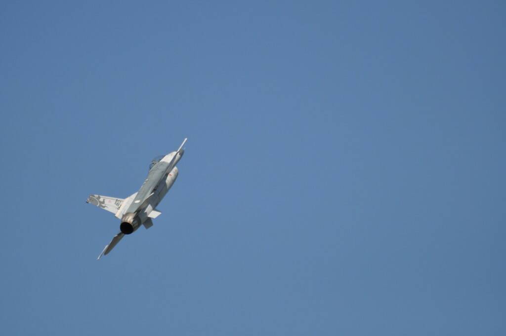2013.12.01.F-16操演. 081_調整大小.jpg