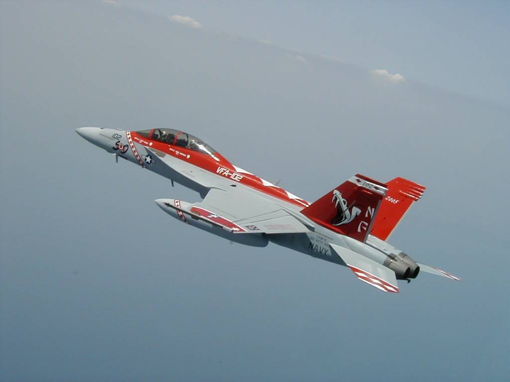 F-18F VFA-102 102 -2.jpg