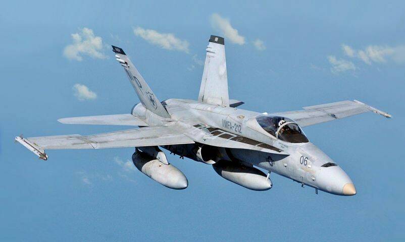 1200px-USMC_FA-18_Hornet_-alternate-.jpg