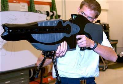 051130_AF-laser-weapon-1_hmed_12p.hmedium.jpg