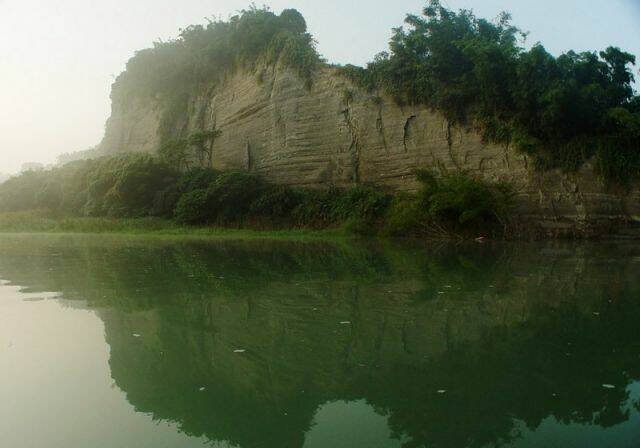 1100818410.jpg