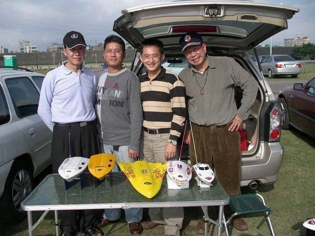 跟主人合照