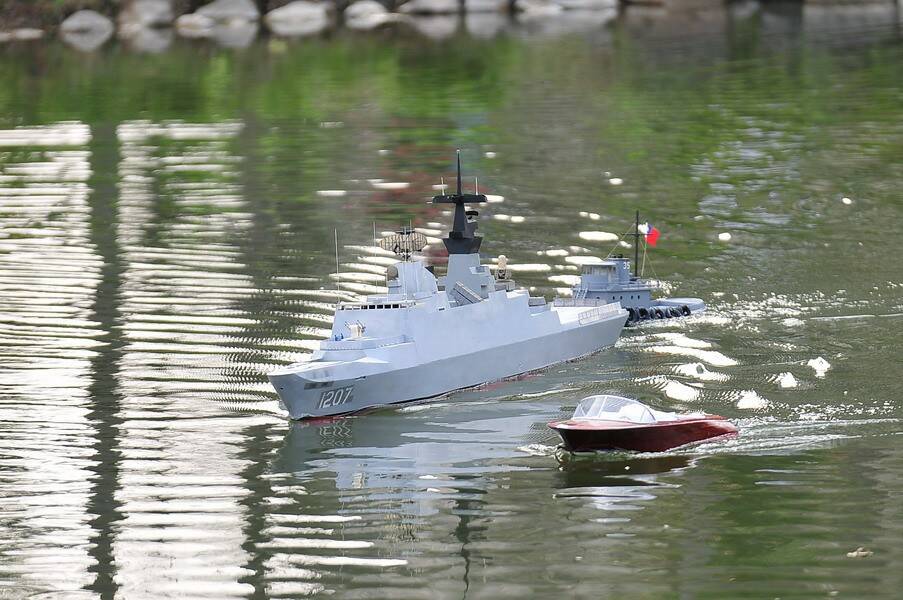 編隊航行