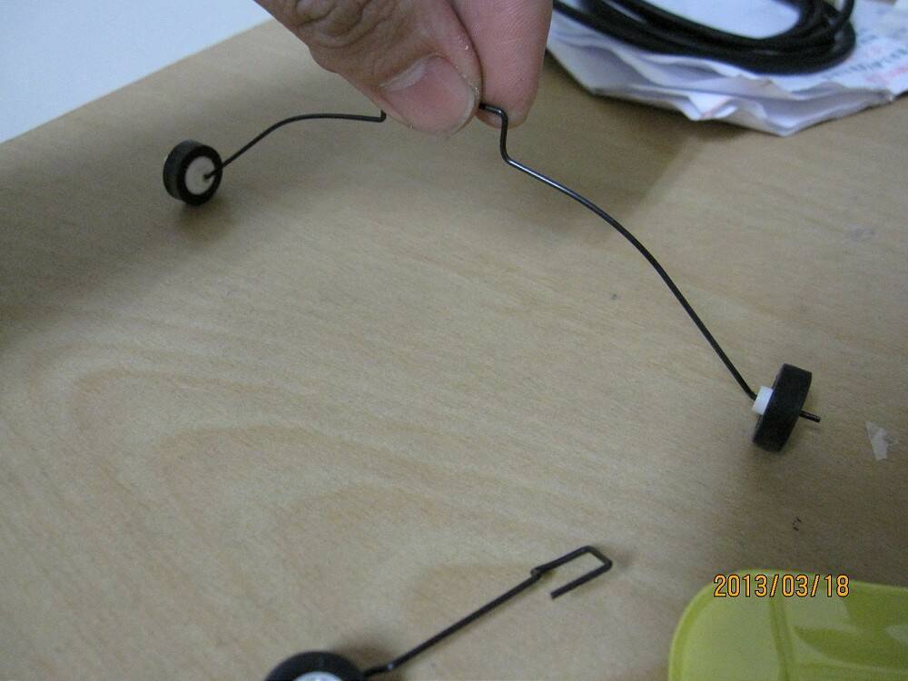 IMG_0200逆風慢慢的往下置直降，卻落在碎石地上-1000.jpg