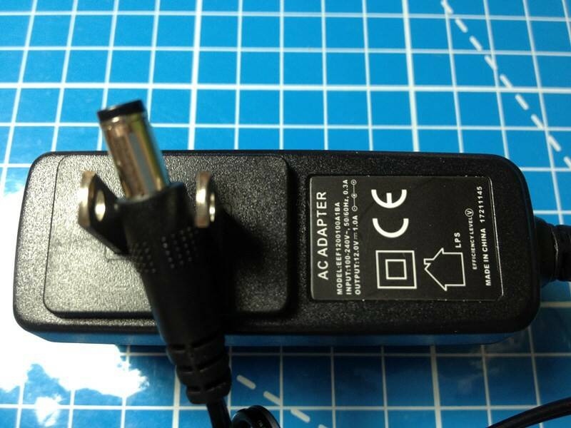 12V、1A