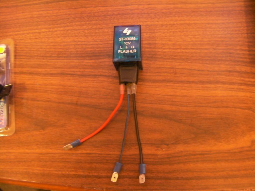 3腳型LED方向燈繼電器