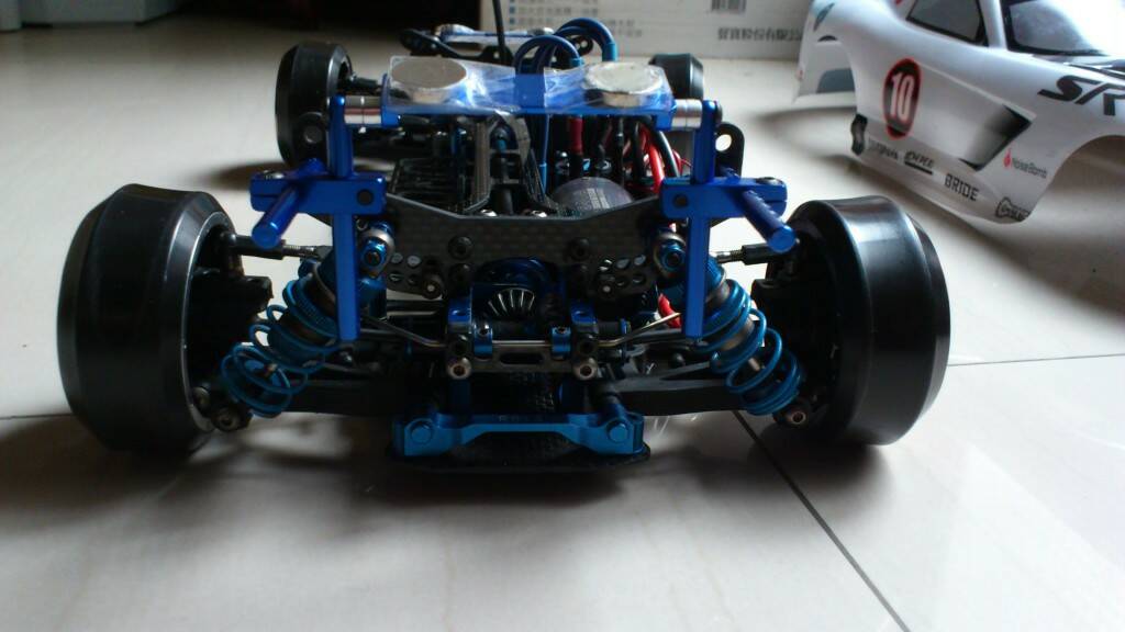 161824ss1psx8g6gbmcblx.jpg