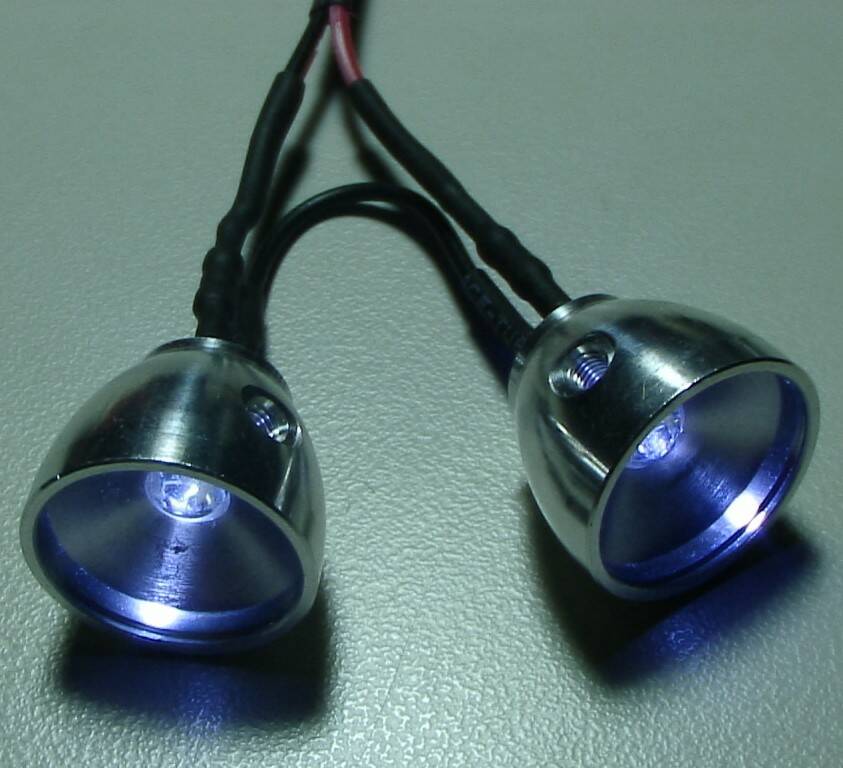 R1 2LED Assembly 7.JPG