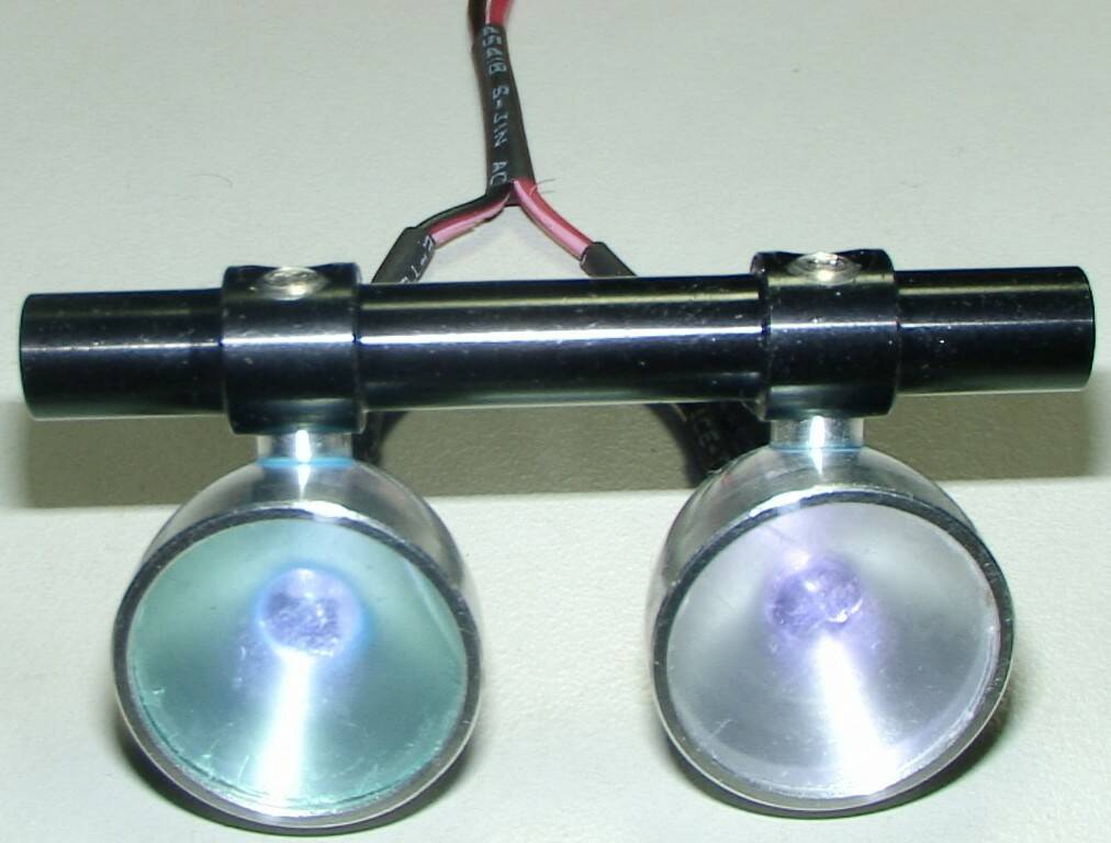 R1 2LED Assembly 15.JPG