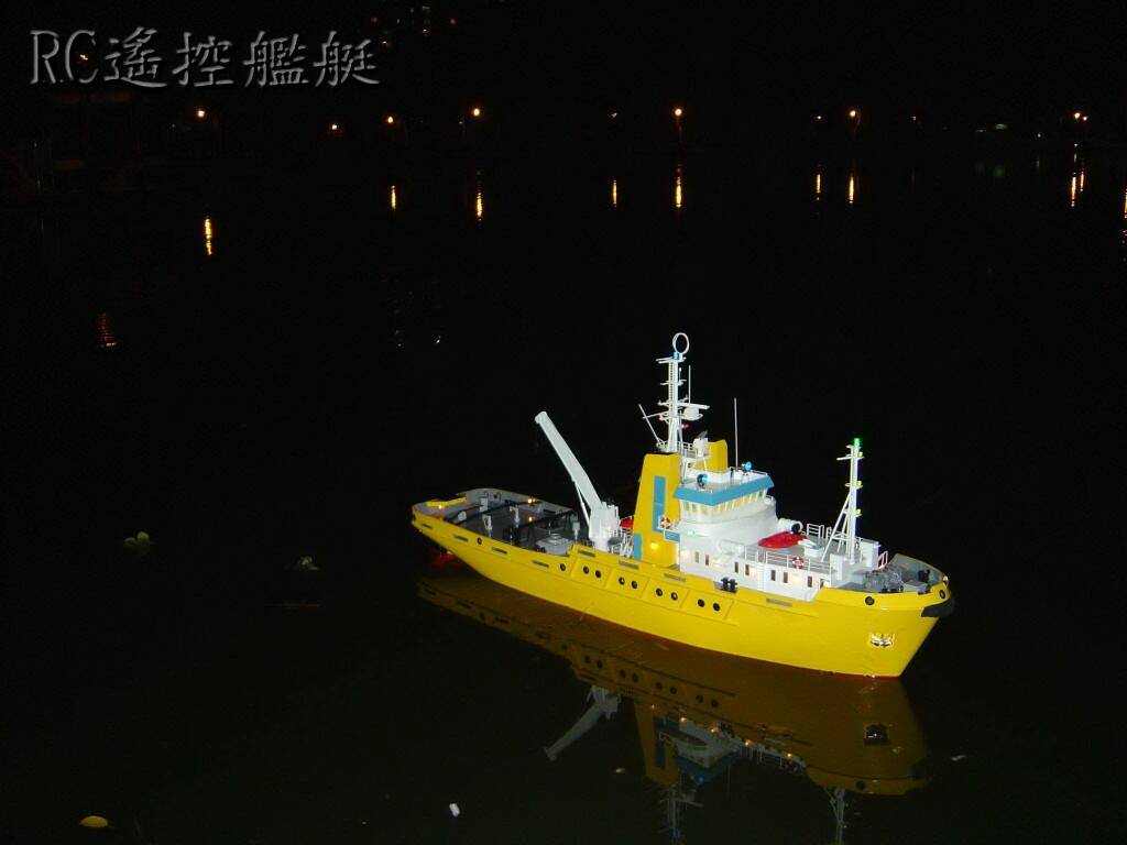 放大版自製的快樂獵人號