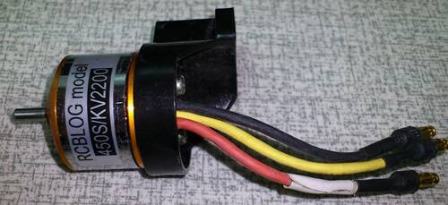 RCBLO KV2200 外轉無刷馬達    200元