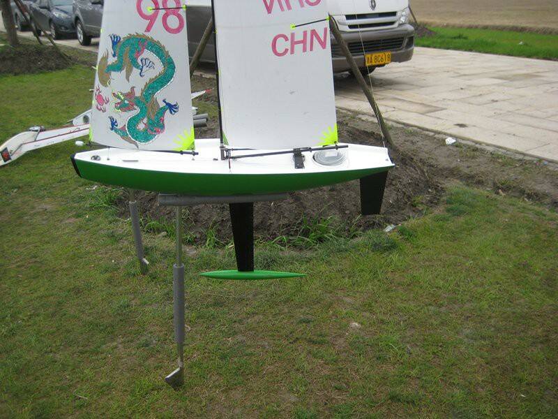 這是龔先生造的船!只要他的船都有隻中國龍