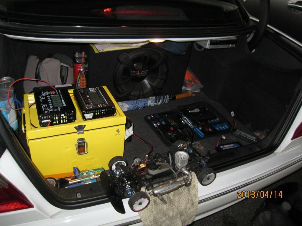 相當齊全的RC保母車