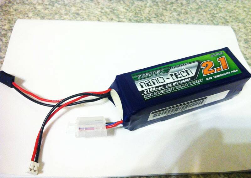 3.全新全新Turnigy納米科技2100mAh 3S1P 20C鋰鐵發射器電池NT:900元(含運)