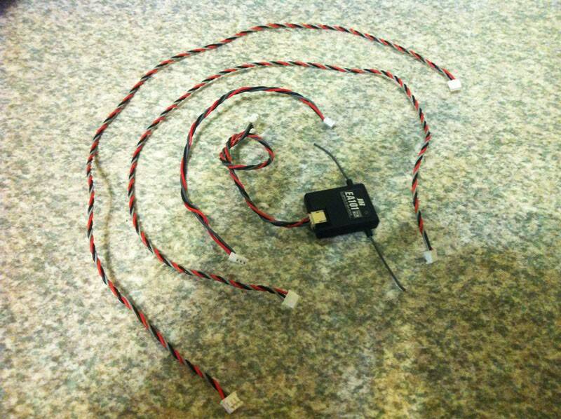 4.全新2.4G DSM2系統  衛星+2條原廠短連接線+2條元廠35cm原廠連接線 NT:900元(含運) ... ... ... ... ... . ...