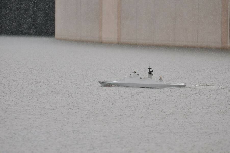 繼續試俥
