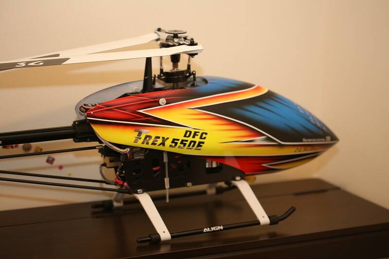 新款550E機頭罩