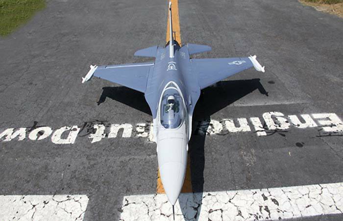 F-16-06.jpg