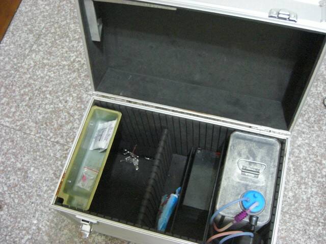 大鋁箱內部