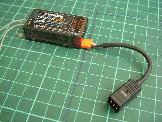 F牌R6208SB S.BUS接受器+S.BUS集線器