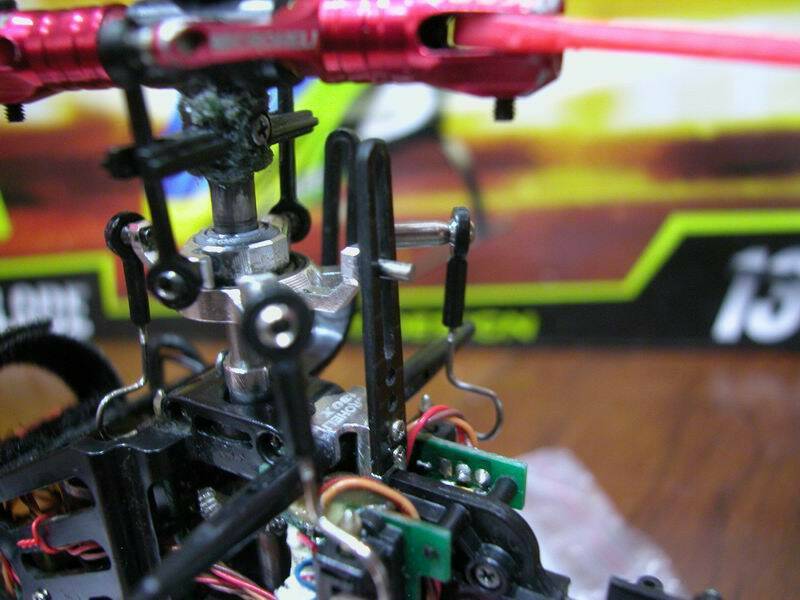 130X-Microheli金屬十字盤 碳纖導板.jpg