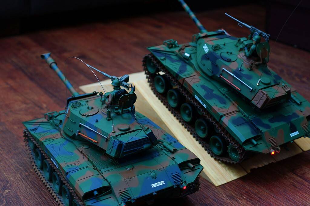 倆台M41A3相比