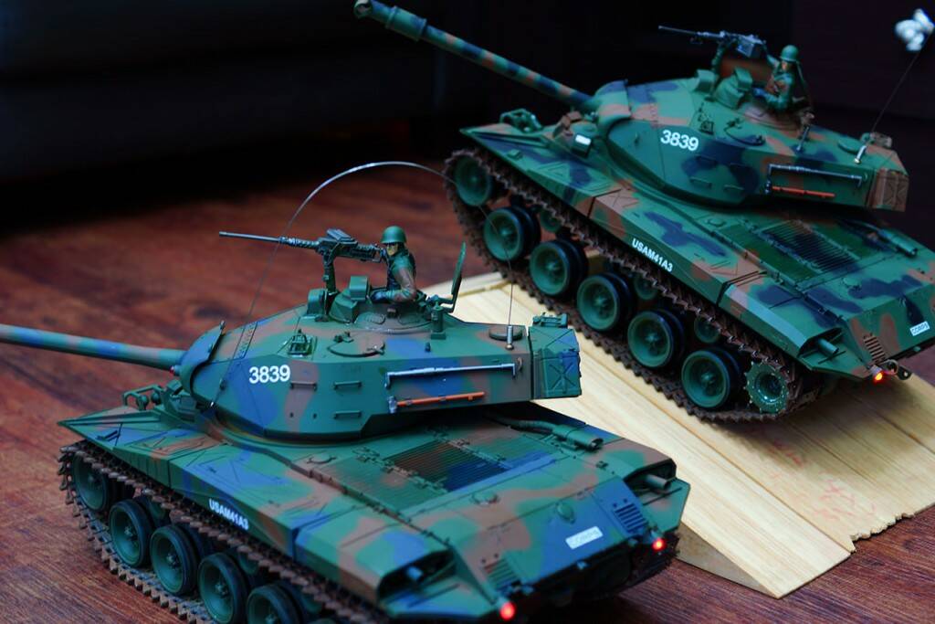 倆台M41A3相比