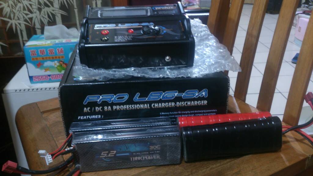 LB6-8A+2顆TANK PWOER 5.2 30C+2顆鎳氫電池