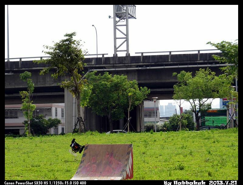 mo00067.JPG