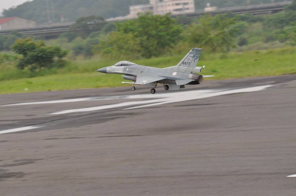 2012 001_調整大小.jpg