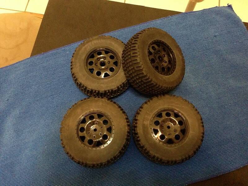 SC10 2WD2.jpg