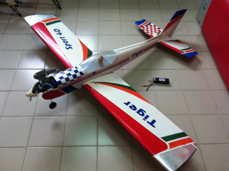 油機  2500
