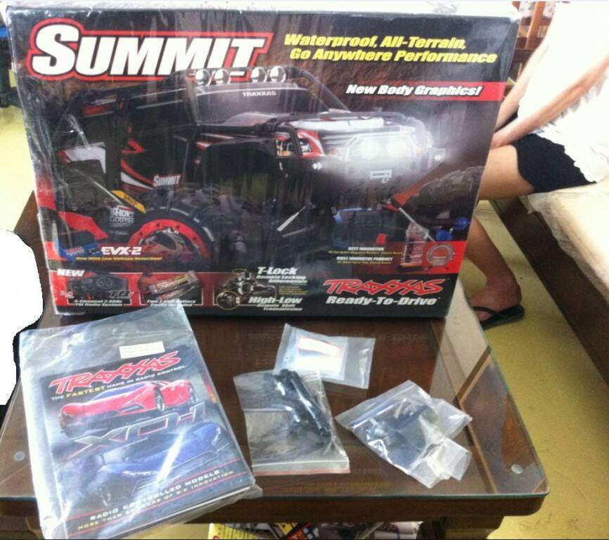 SUMMIT000.jpg