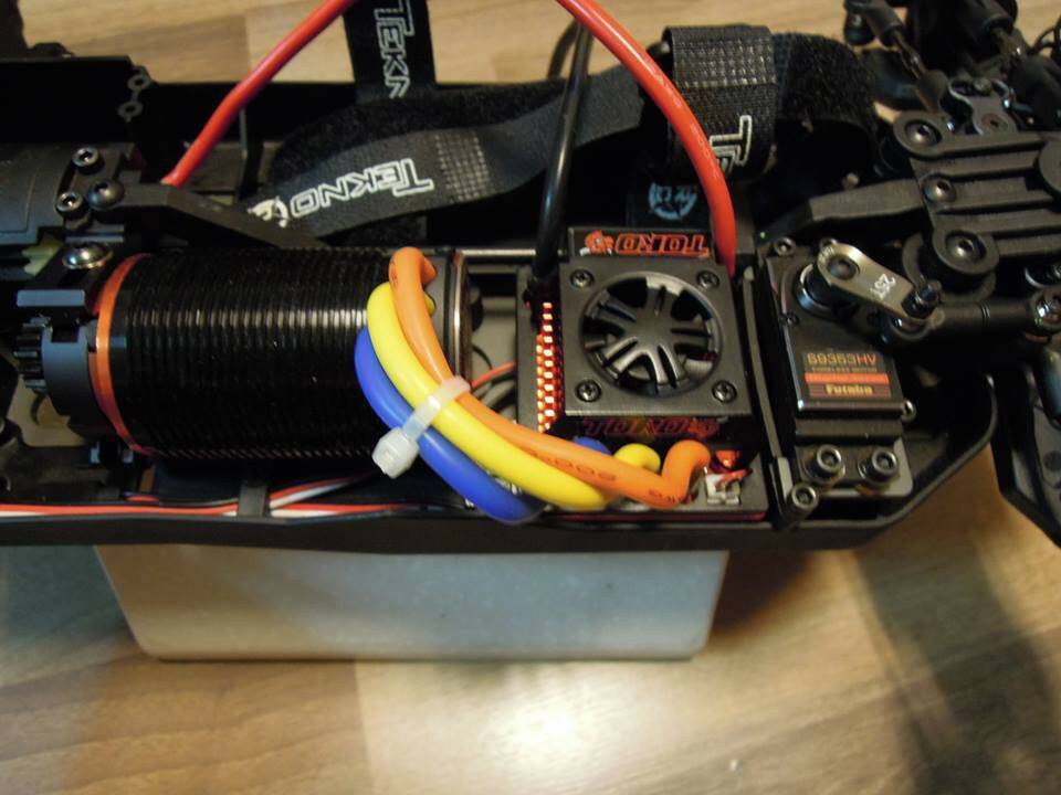 1174895_10201356405585085_278705771_n.jpg