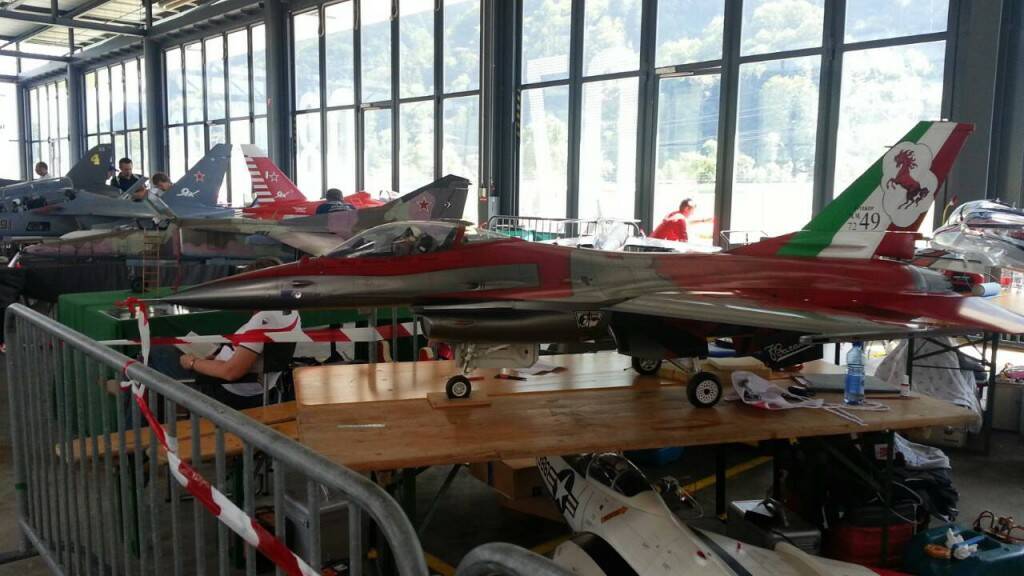 F-16