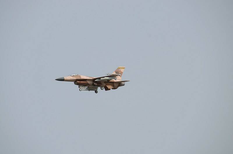 苗栗熱血日F-16首航 166-800.jpg