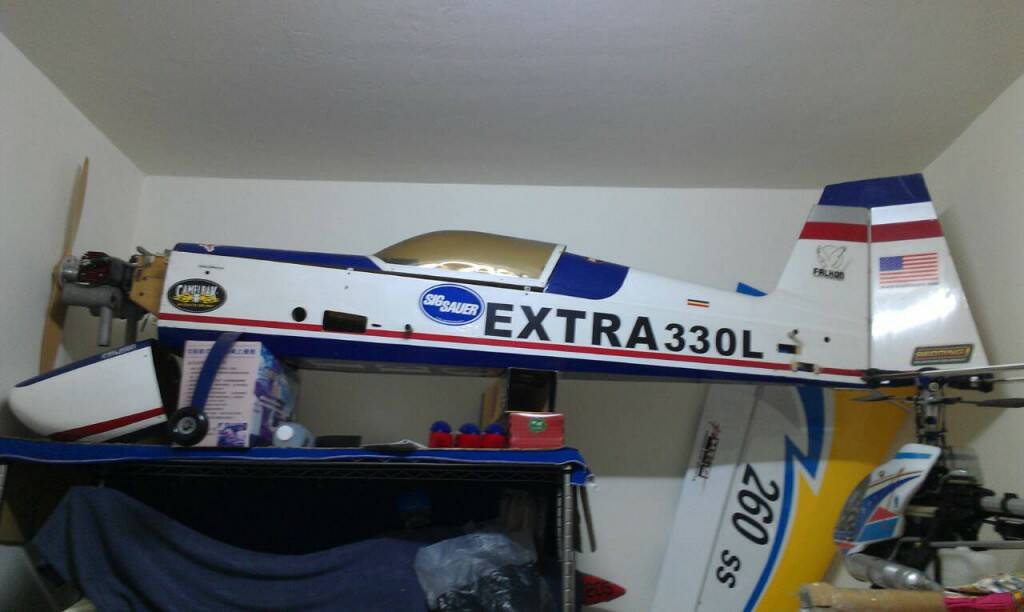EXTRA330.1.jpg