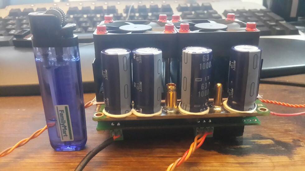 好大的電容