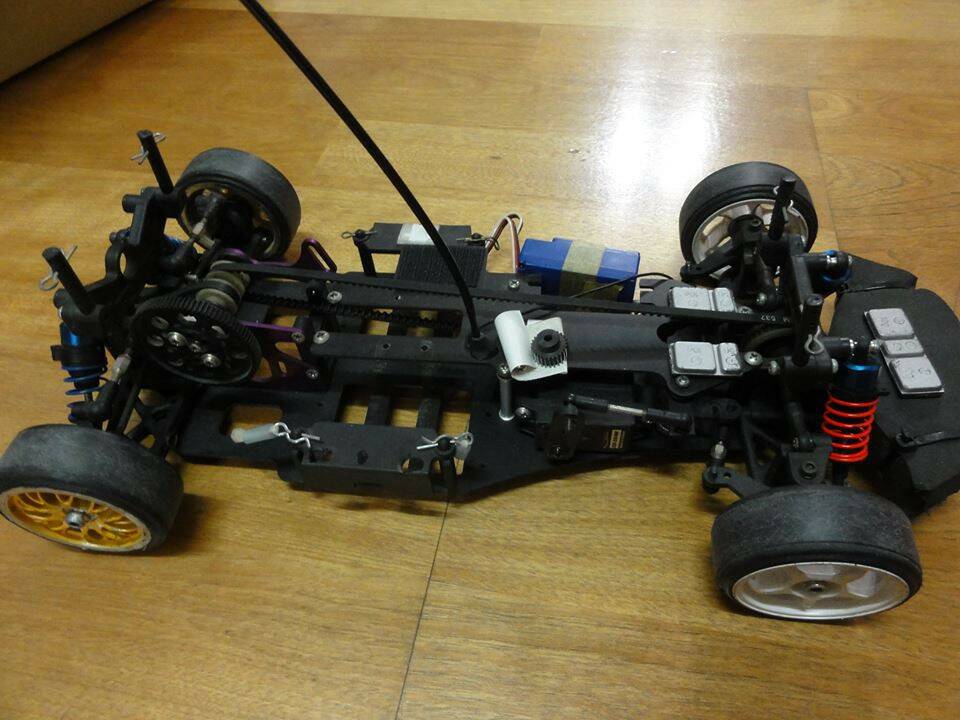 559894_616960738350048_1405036154_n.jpg
