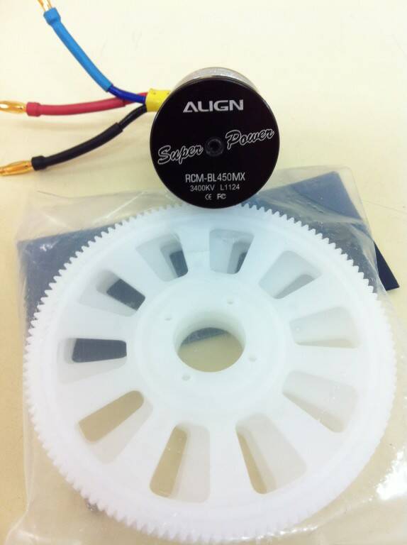8成新 亞拓 ALIGN 450MX馬達(附原廠12斜齒).售價NT500(含運).送6片主齒盤!