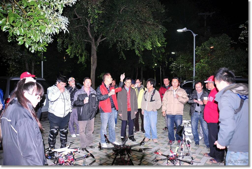 關渡宮空拍夜航55.jpg