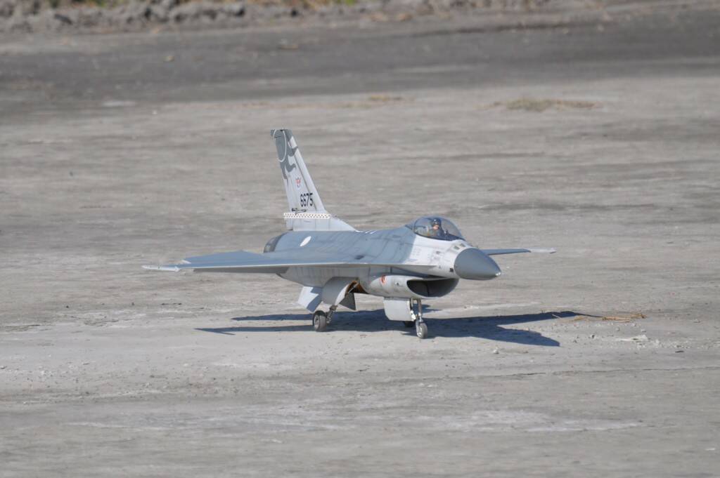 2013.12.01.F-16操演. 147_調整大小.jpg
