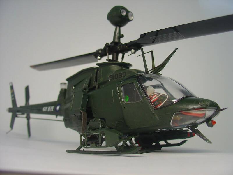 1/35 RC OH-58D (V120D02S)