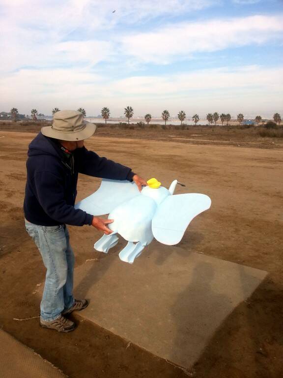 flying elephant 01.jpg