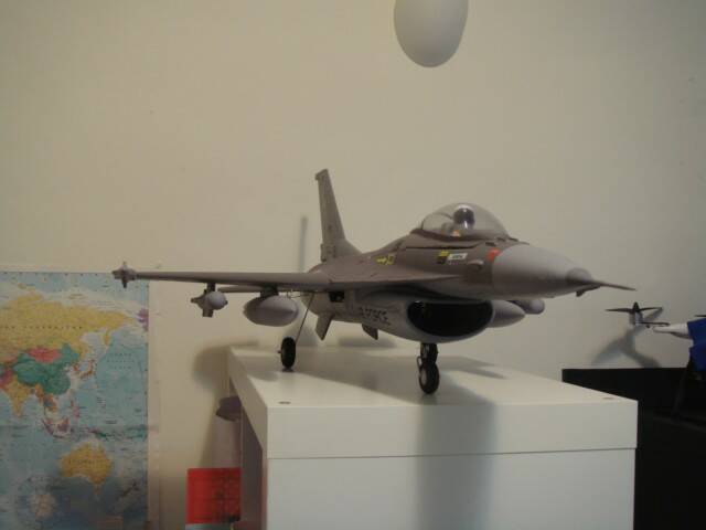 F-16