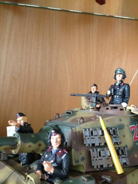 虎王跟小兵們