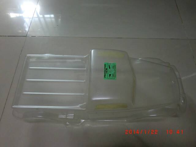 AX10 車殼無挖孔無貼紙